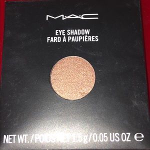 MAC Cosmetics Makeup - MAC Eye Shadow (Pro Palette Refills) MAC Cosmetics Makeup - MAC Eye Shadow (Pro Palette Refills)